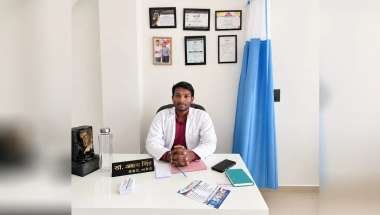 Dr Akshay Singh honoured as a pioneer in non-surgical spine and pain management in jaipur